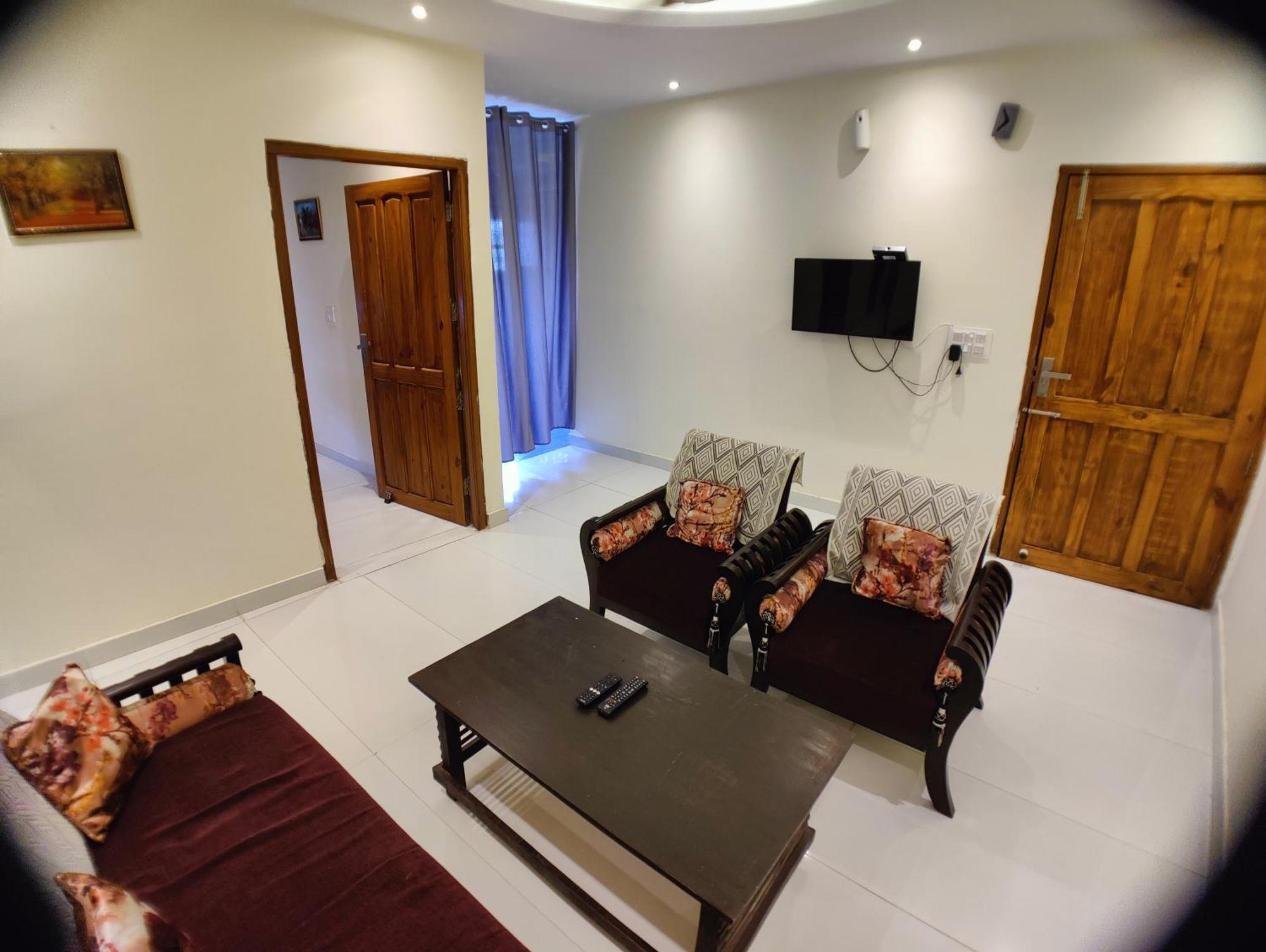 Cosy Homes Retreat Dehradun Ngoại thất bức ảnh